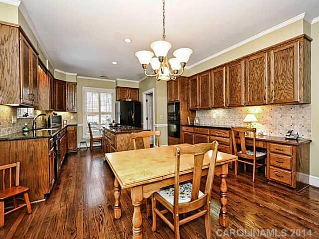 3850 Ayscough Road Charlotte, NC 28211 - Photo 4 of 16 Gallery Image 4
