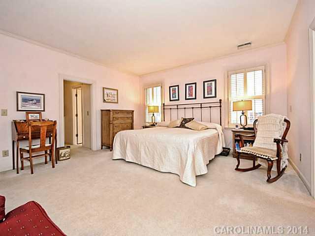 3850 Ayscough Road Charlotte, NC 28211 - Photo 9 of 16 Gallery Image 9