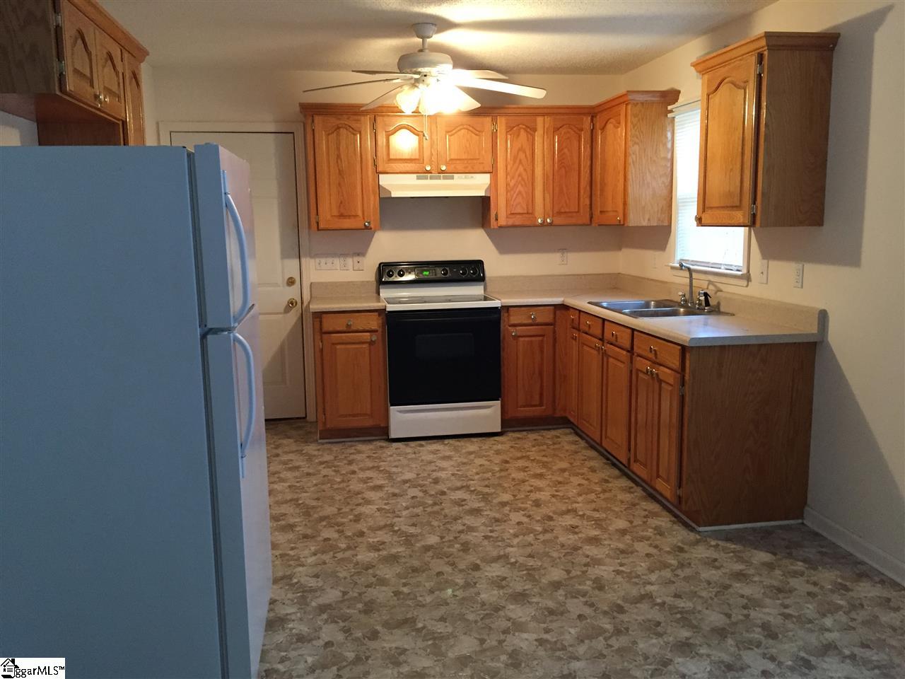 328 Chapman Grove Road Pelzer, SC 29669 - Photo 12 of 25