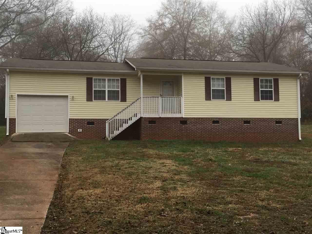 328 Chapman Grove Road Pelzer, SC 29669 - Photo 3 of 25
