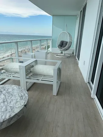 a view of livingroom with furniture and outdoor view
