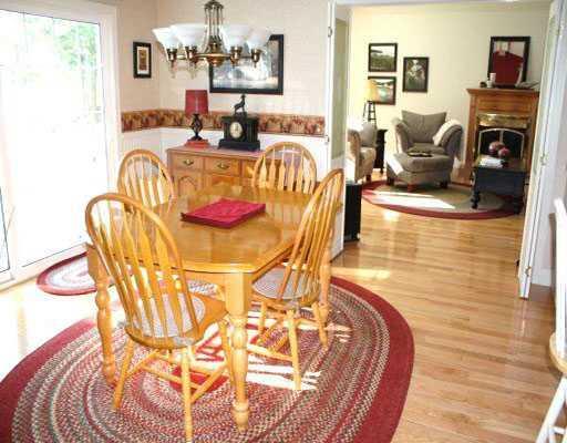14 Sherburne Road Lexington, MA 02421 - Photo 5 of 25 Dining Room.