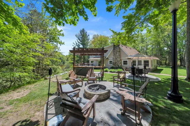 $494,500 | 12260 183rd Avenue, Big Rapids, MI 49307