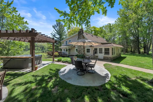 $494,500 | 12260 183rd Avenue, Big Rapids, MI 49307