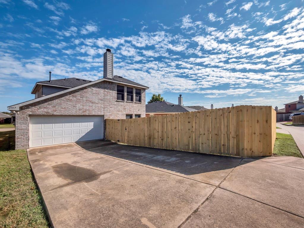 2917 Mayfair Lane Lancaster, TX 75134 - Photo 33 of 36