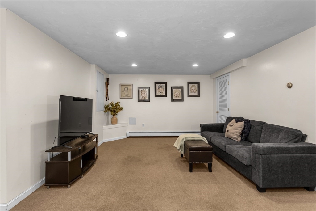 19 Padden Road Franklin, MA 02038 - Photo 33 of 42