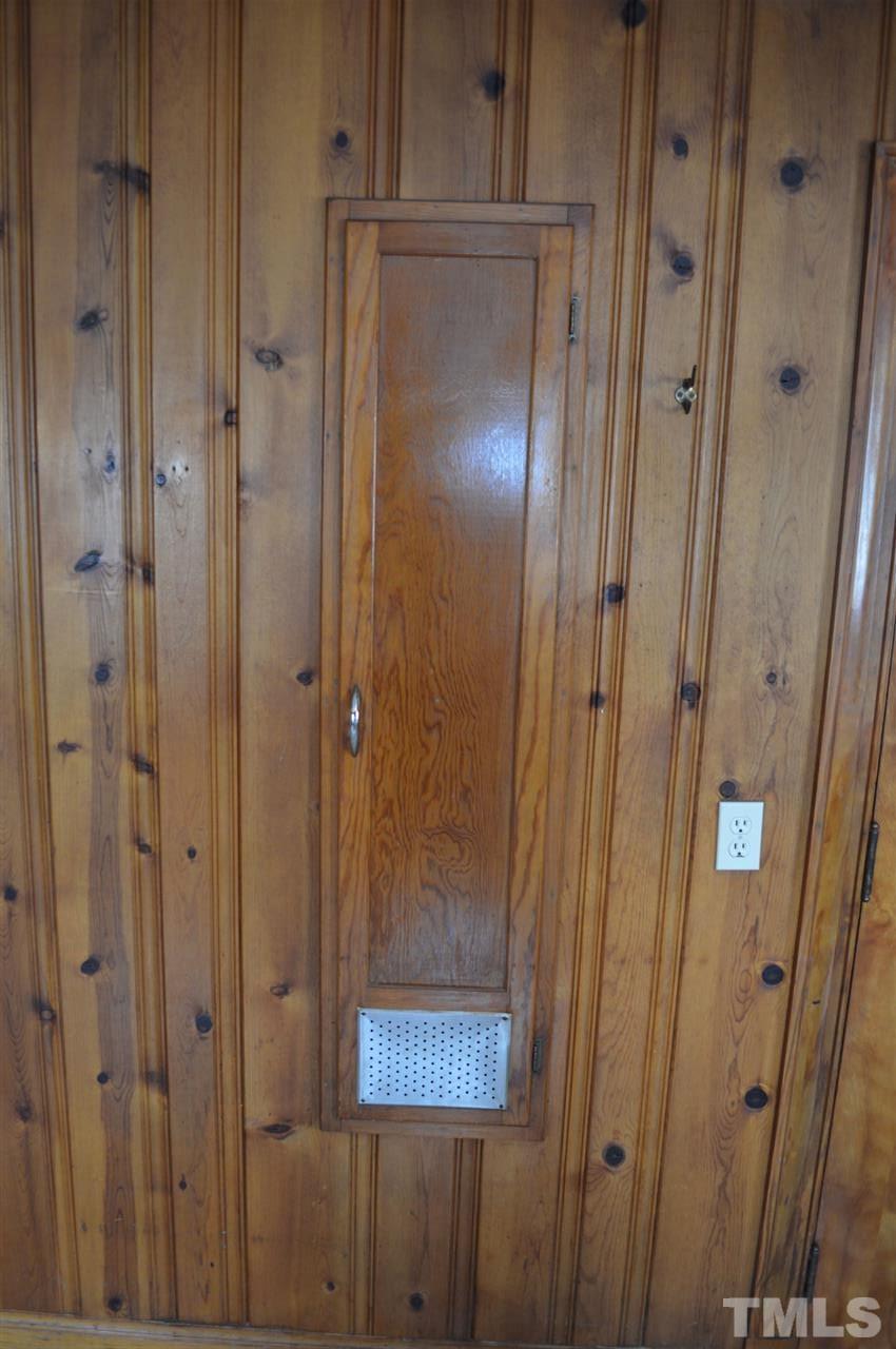 307 Barnett Avenue Roxboro, NC 27573 - Photo 13 of 19