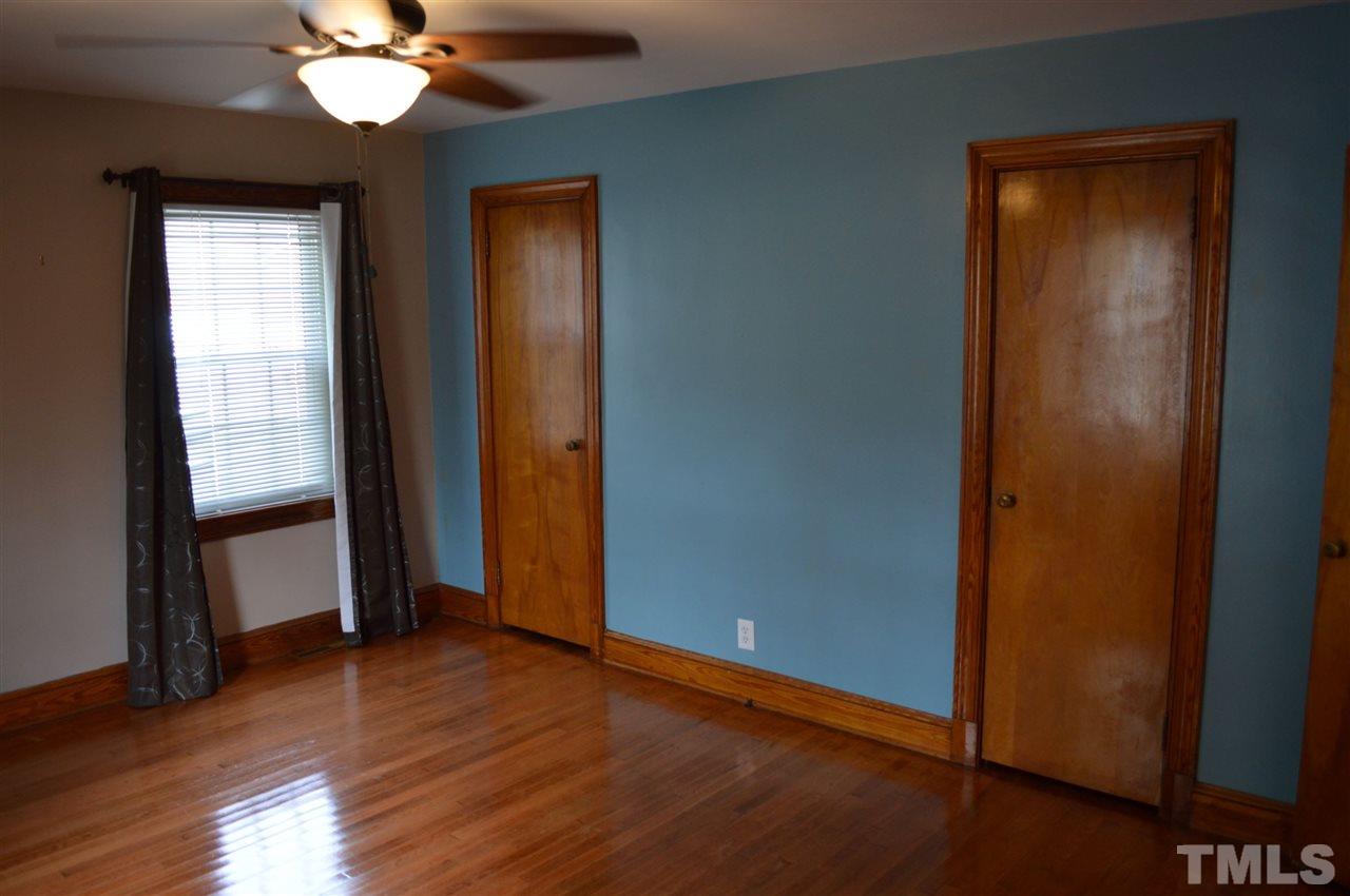 307 Barnett Avenue Roxboro, NC 27573 - Photo 9 of 19
