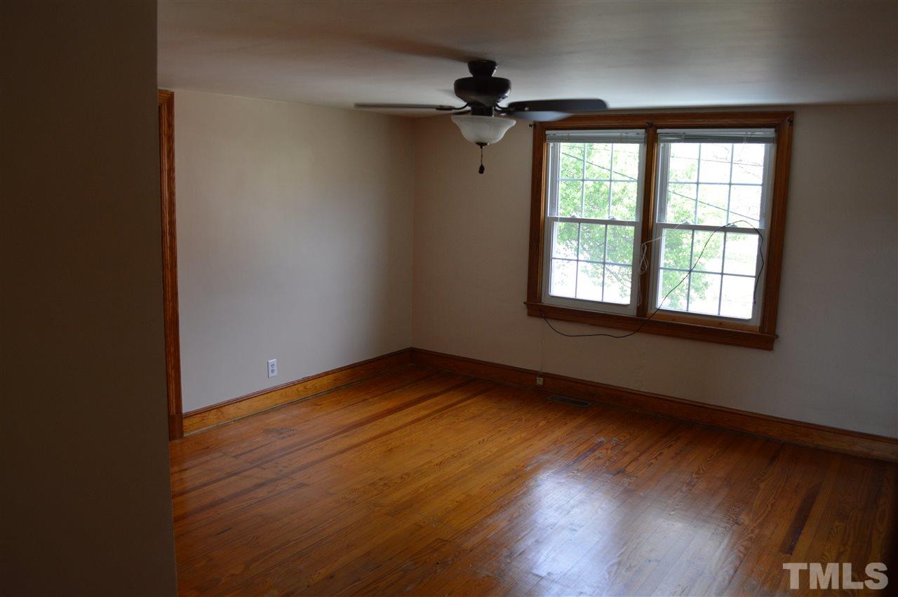 307 Barnett Avenue Roxboro, NC 27573 - Photo 10 of 19