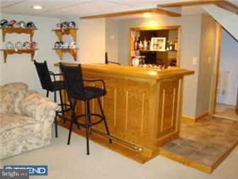 3538 Teton Road Philadelphia, PA 19154 - Photo 10 of 10 Family Room