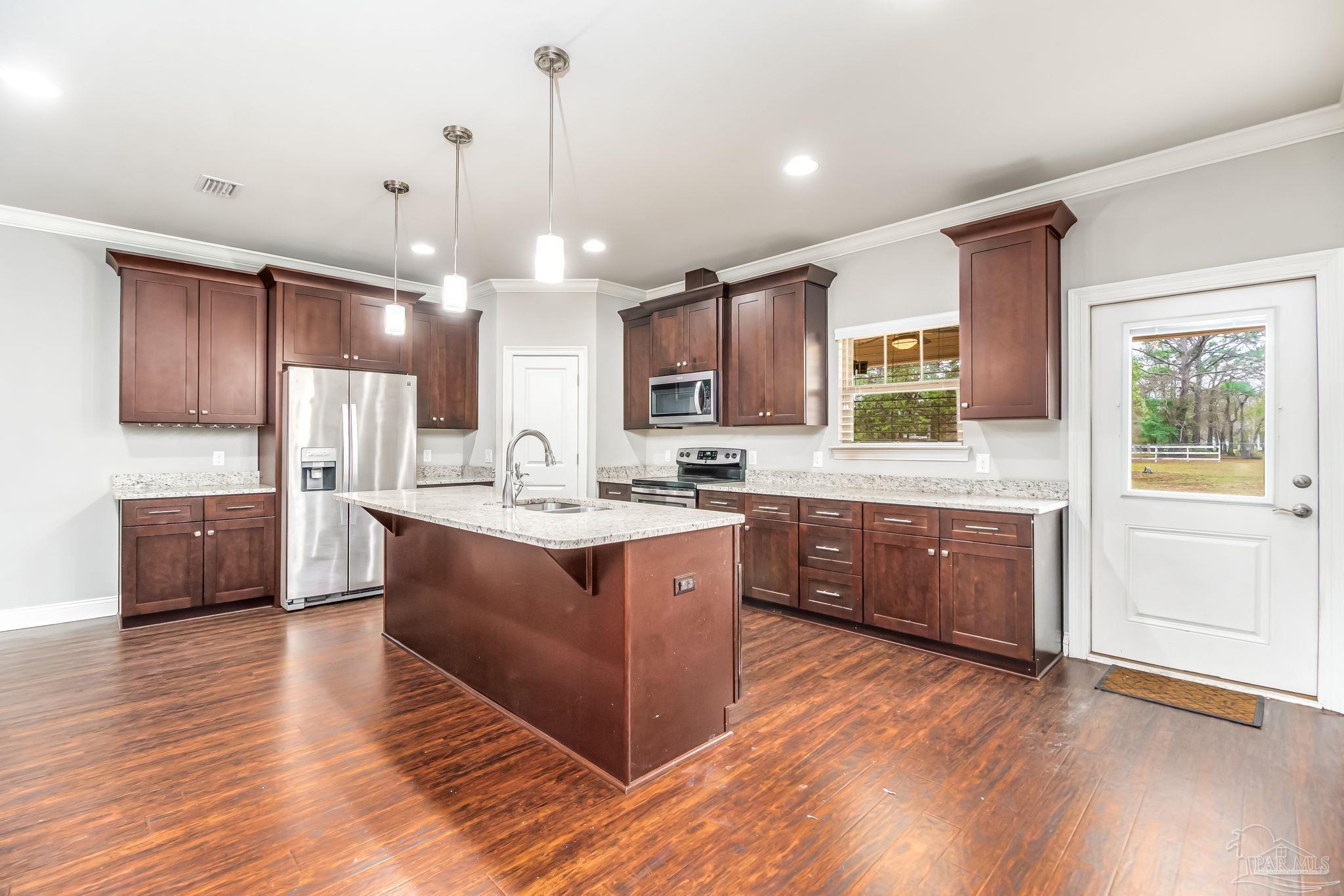 9115 Ridge Road Navarre, FL 32566 - Photo 3 of 57