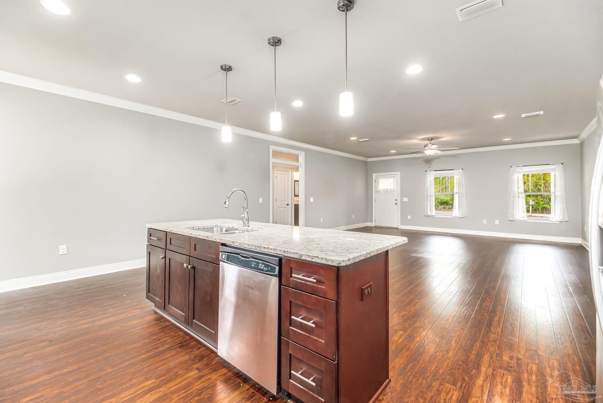 9115 Ridge Road Navarre, FL 32566 - Photo 5 of 57