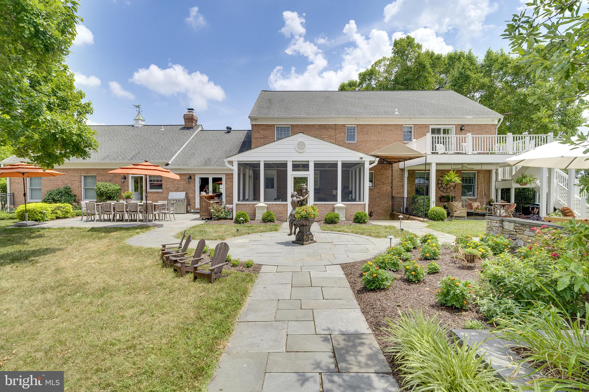 26100 Mullinix Mill Road Mount Airy, MD 21771 - Photo 68 of 99 Charming backyard oasis with pathways.