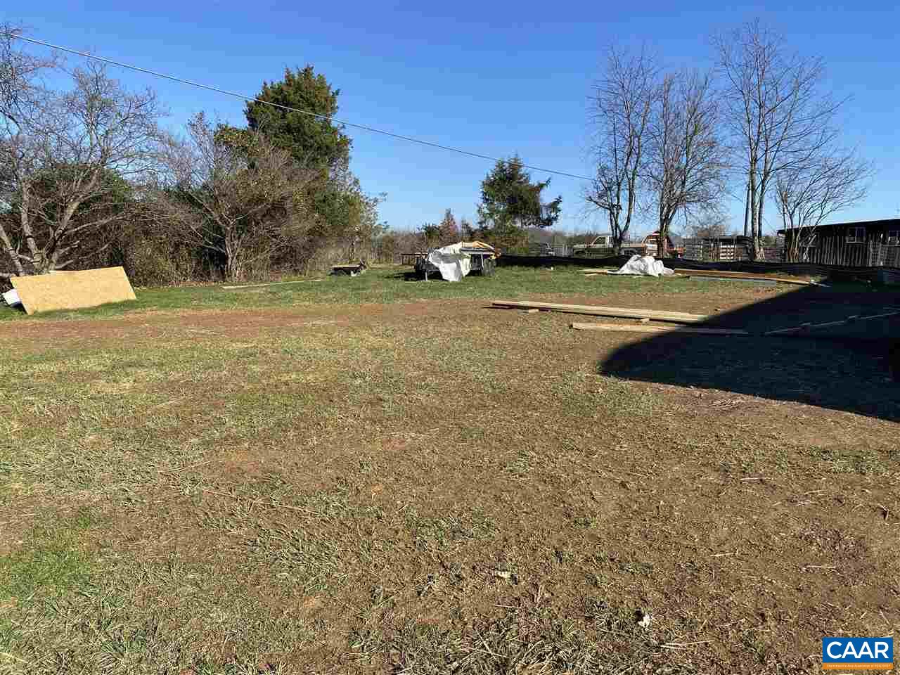 907 New Hope Road Staunton, VA 24401 - Photo 6 of 50 a view of yard with green space