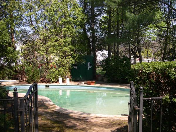 18 Sylvan Road Beverly, MA 01915 - Photo 3 of 14 Gallery Image 3