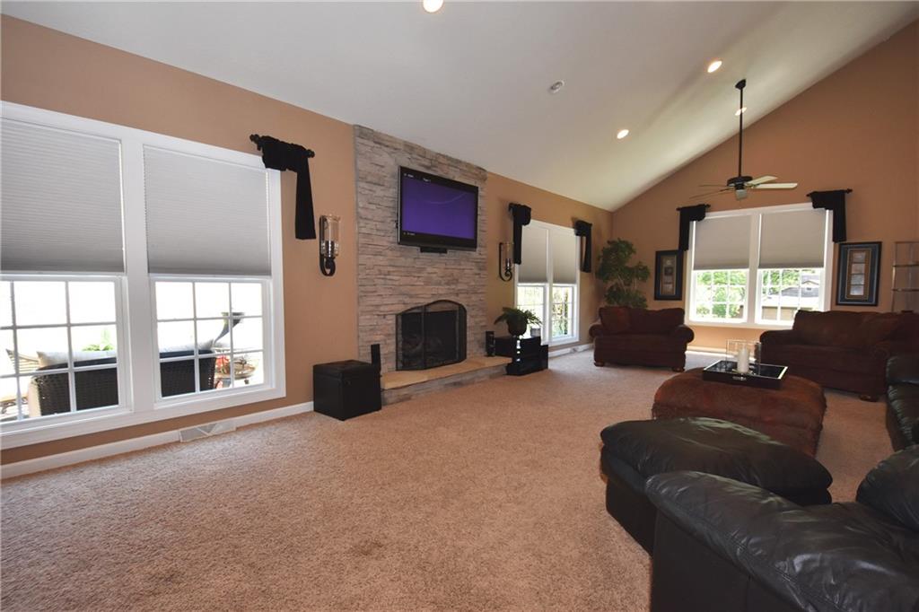 1991 Ridge Road South Park, PA 15129 - Photo 2 of 25