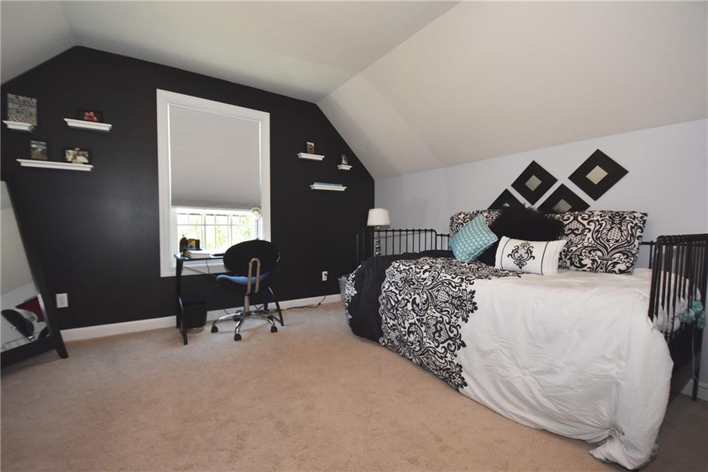 1991 Ridge Road South Park, PA 15129 - Photo 16 of 25