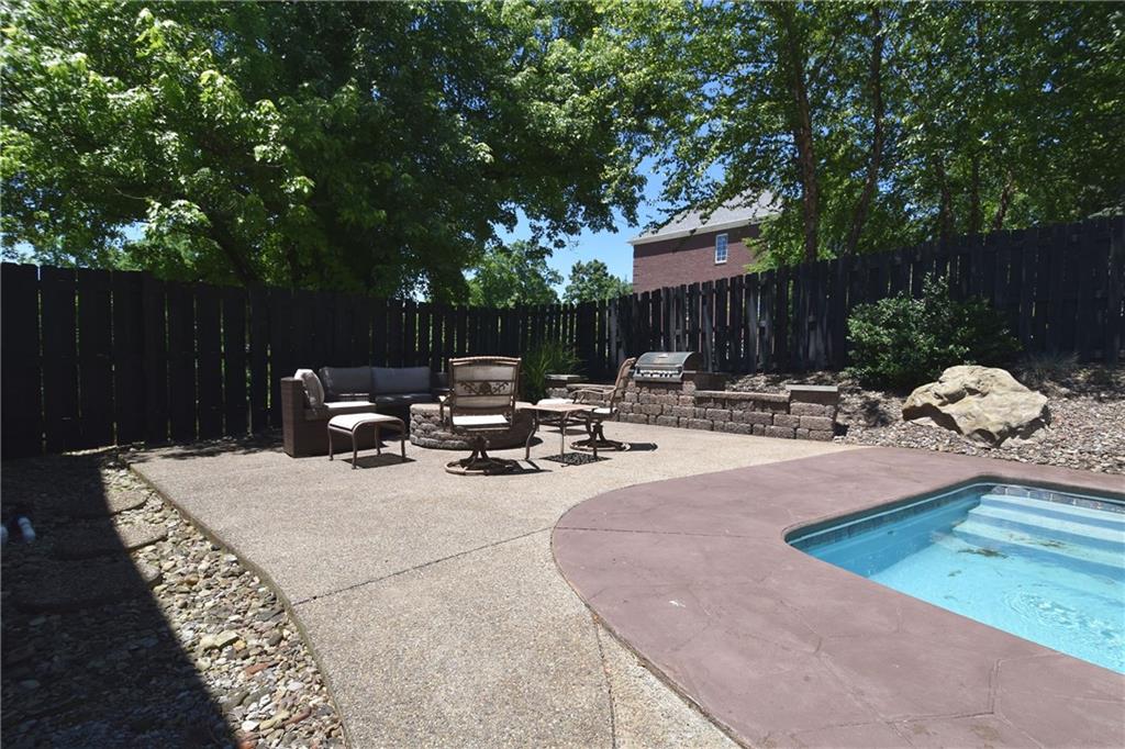 1991 Ridge Road South Park, PA 15129 - Photo 23 of 25