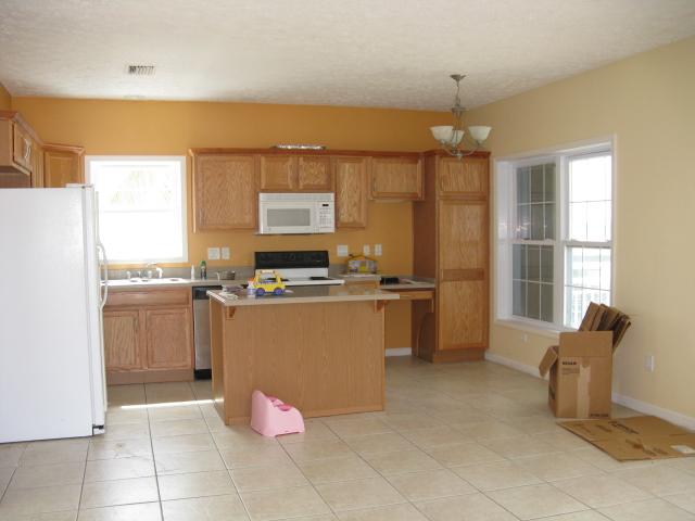447 Big Pine Road Key Largo, FL 33037 - Photo 4 of 11 kitchen