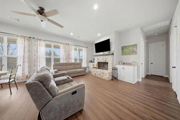 a view of a kitchen and dining room