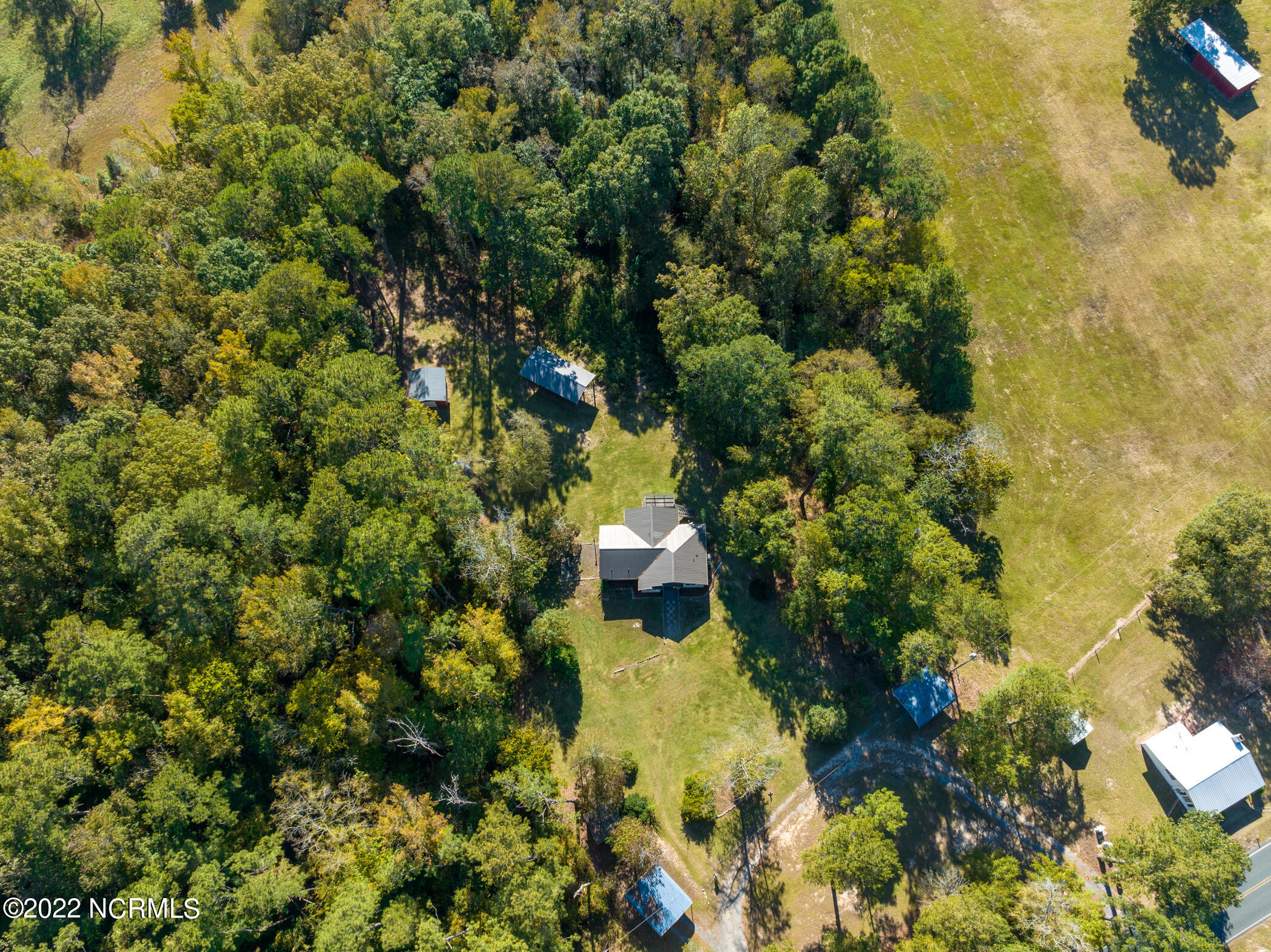 223 Nicholson Road Rockingham, NC 28379 - Photo 7 of 56 DJI_0120
