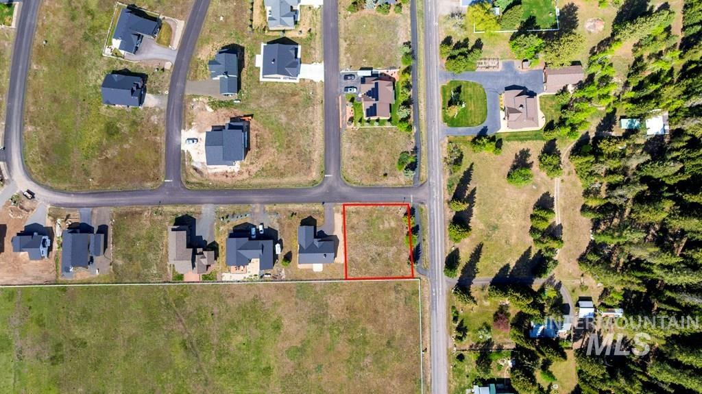 1119 Swanie Way McCall, ID 83638 - Photo 3 of 7