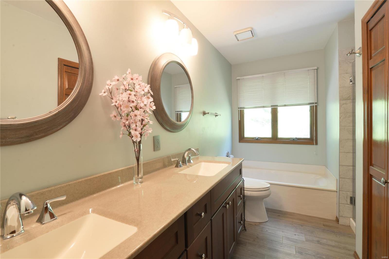 501 Prospector Ridge Drive Ballwin, MO 63011 - Photo 34 of 61 Gallery Image 34