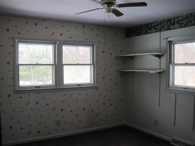 2042 West Adams Road Macomb, IL 61455 - Photo 8 of 13 Gallery Image 8