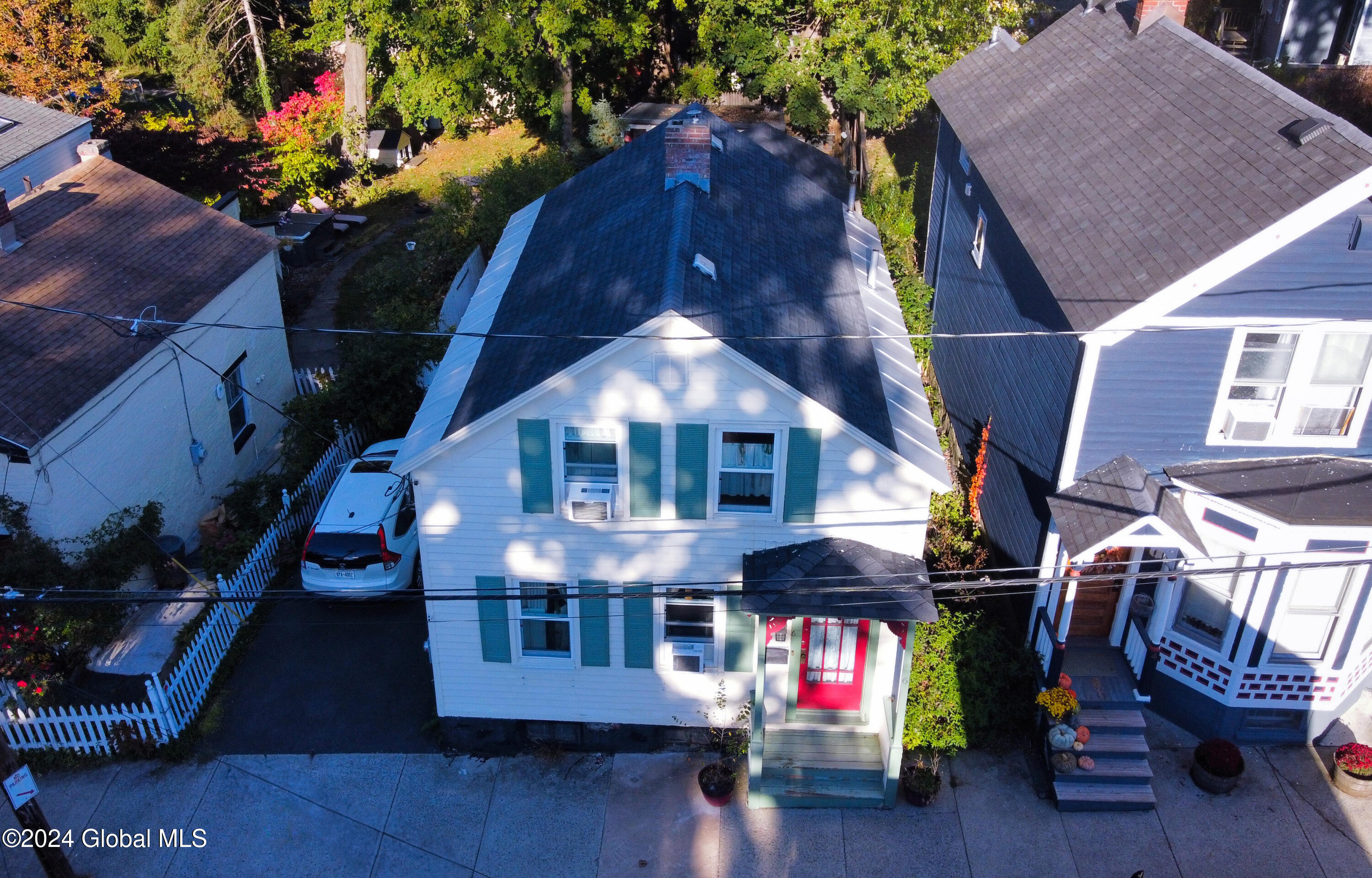 6 North Street Schenectady, NY 12305 - Photo 3 of 36 13