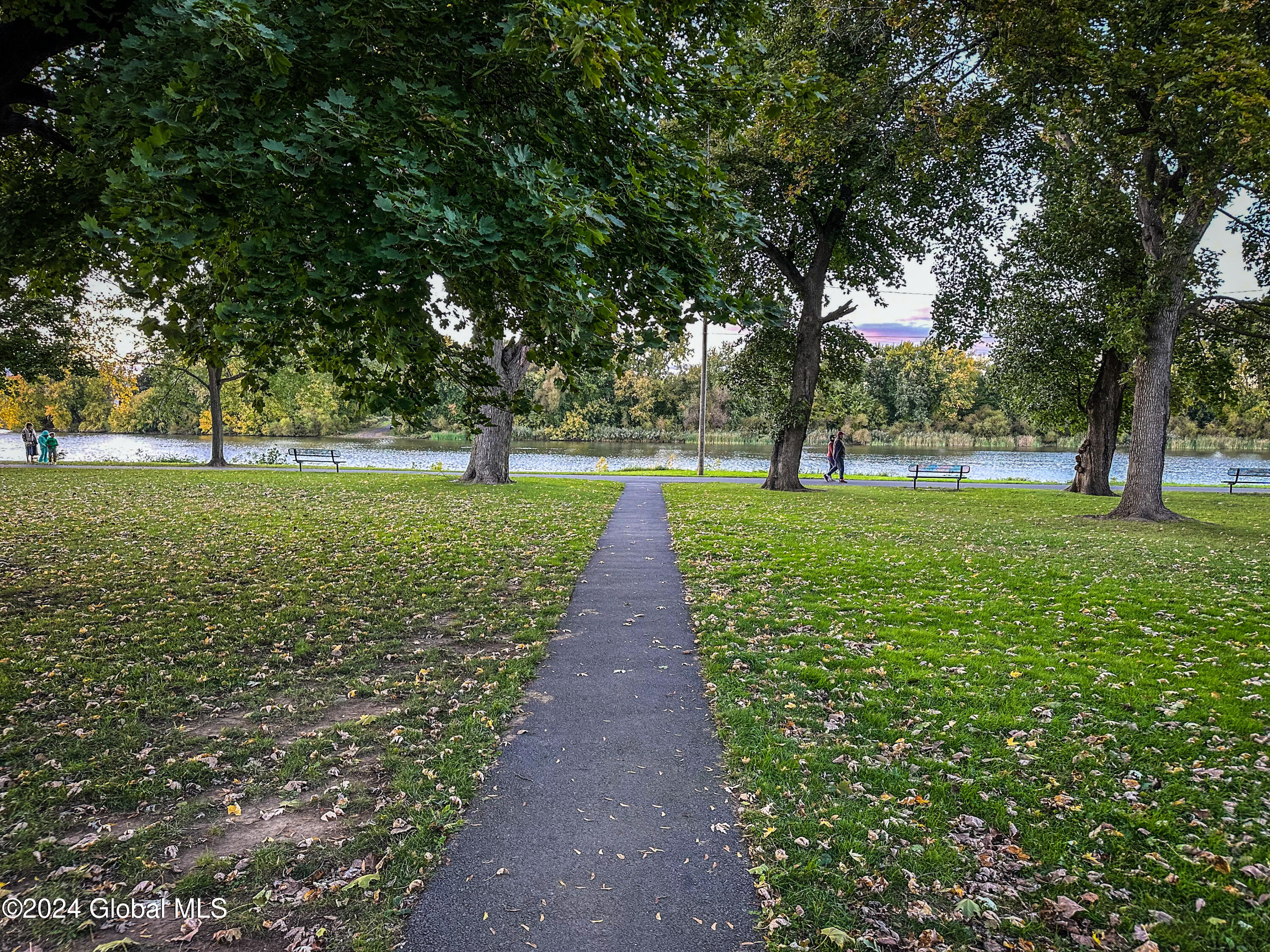 6 North Street Schenectady, NY 12305 - Photo 35 of 36 12