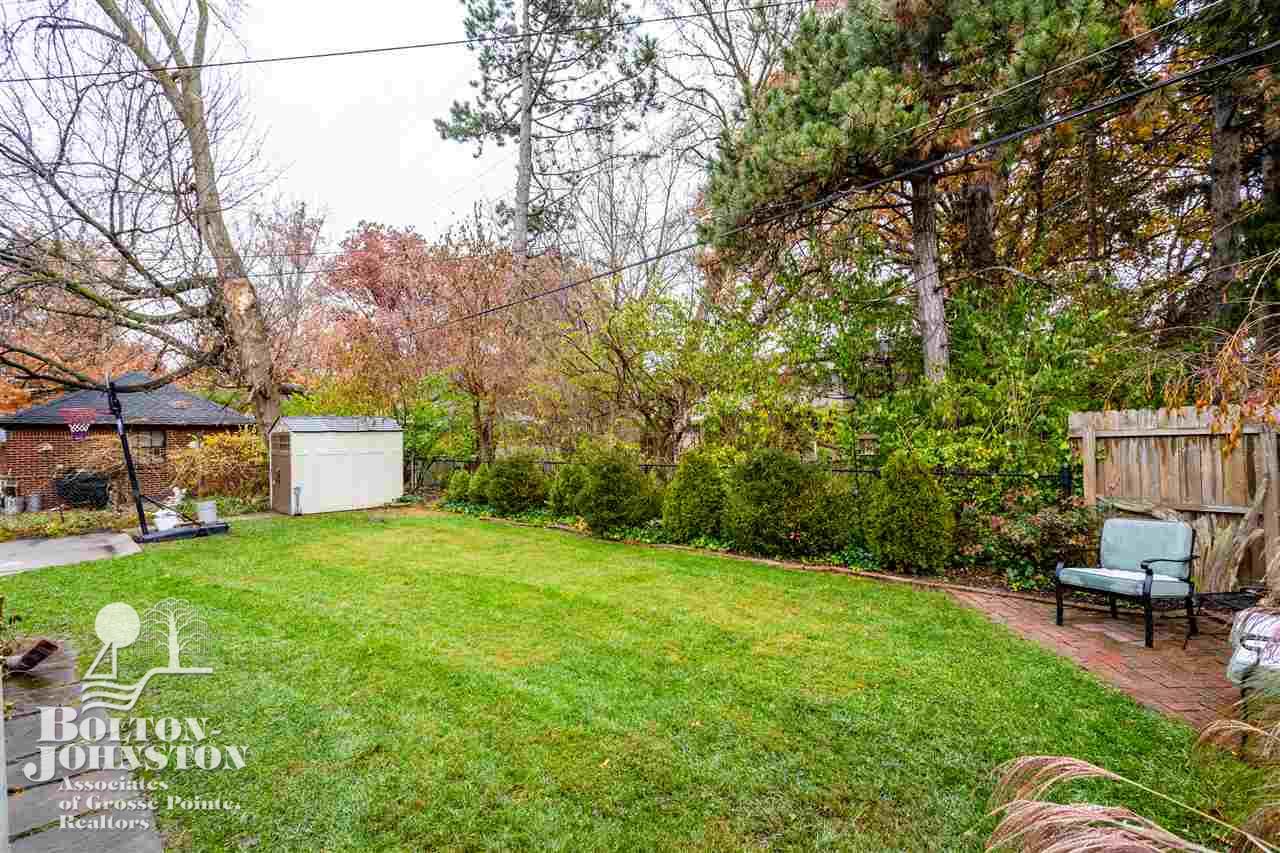 590 Barrington Road Grosse Pointe Park, MI 48230 - Photo 52 of 63