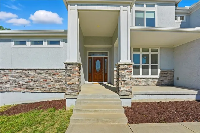 $540,000 | 17012 East 38th Terrace South, Independence, MO 64055