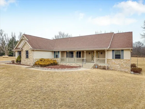 $509,000 | 754 East Equestrian Pointe Drive, Byron, IL 61010