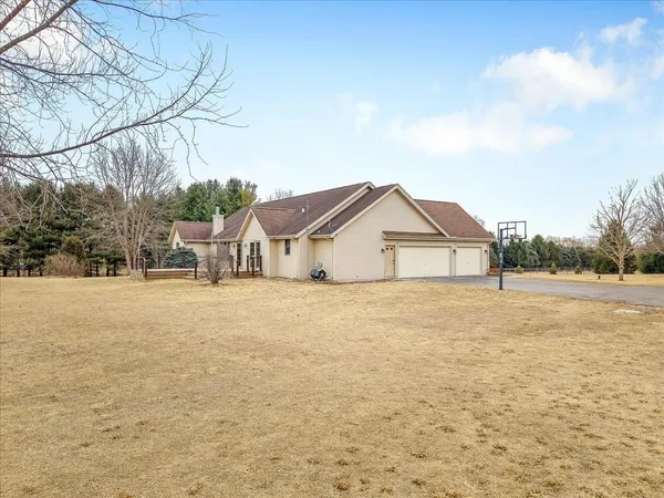 $509,000 | 754 East Equestrian Pointe Drive, Byron, IL 61010