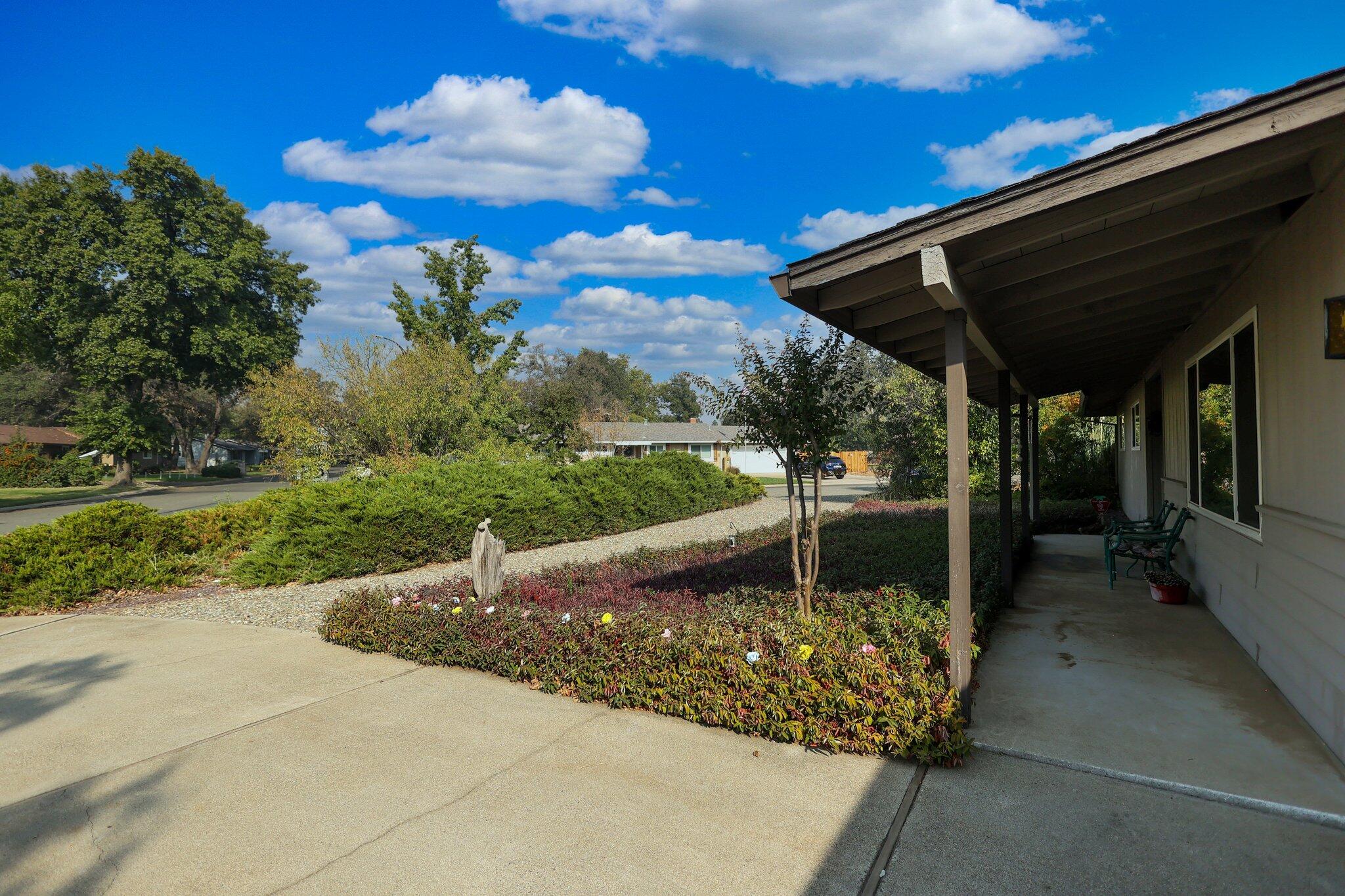 6825 Riata Drive Redding, CA 96002 - Photo 22 of 22 29-web-or-mls-8Q0A8604