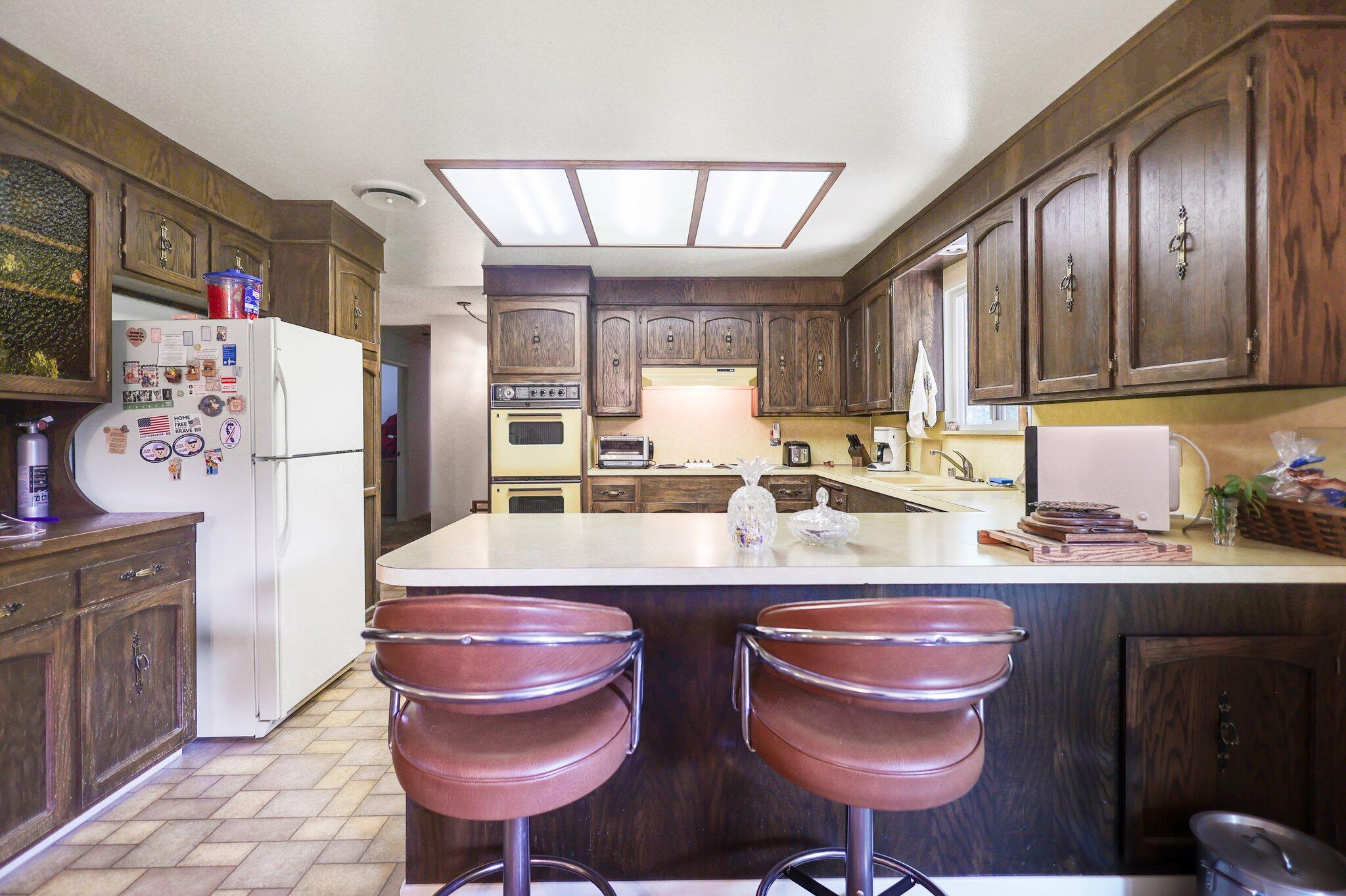 6825 Riata Drive Redding, CA 96002 - Photo 4 of 22 1-web-or-mls-8Q0A8348