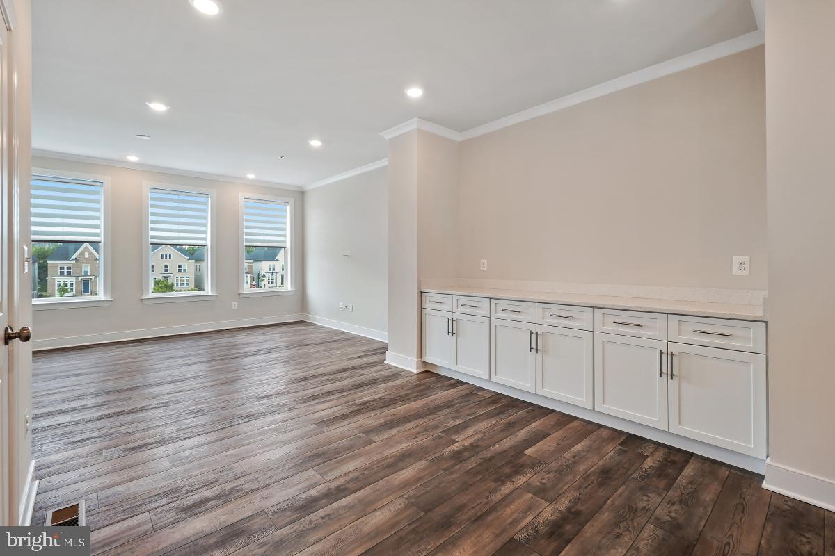 207 Armstrong Place Gaithersburg, MD 20878 - Photo 19 of 54 Kitchen