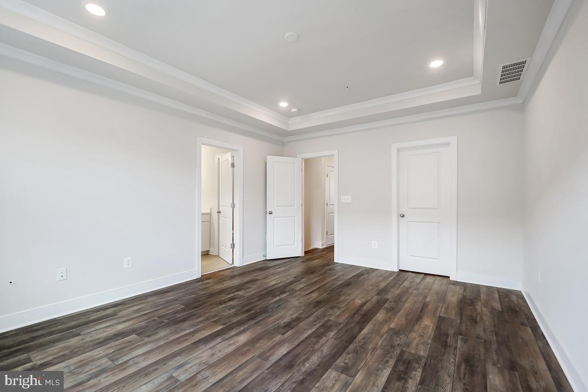 207 Armstrong Place Gaithersburg, MD 20878 - Photo 32 of 54 Primary Bedroom