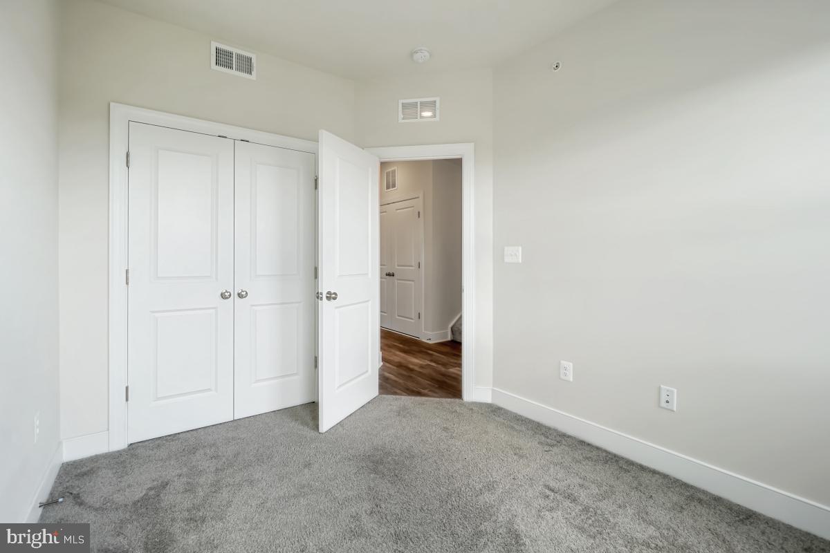 207 Armstrong Place Gaithersburg, MD 20878 - Photo 37 of 54 Bedroom 2