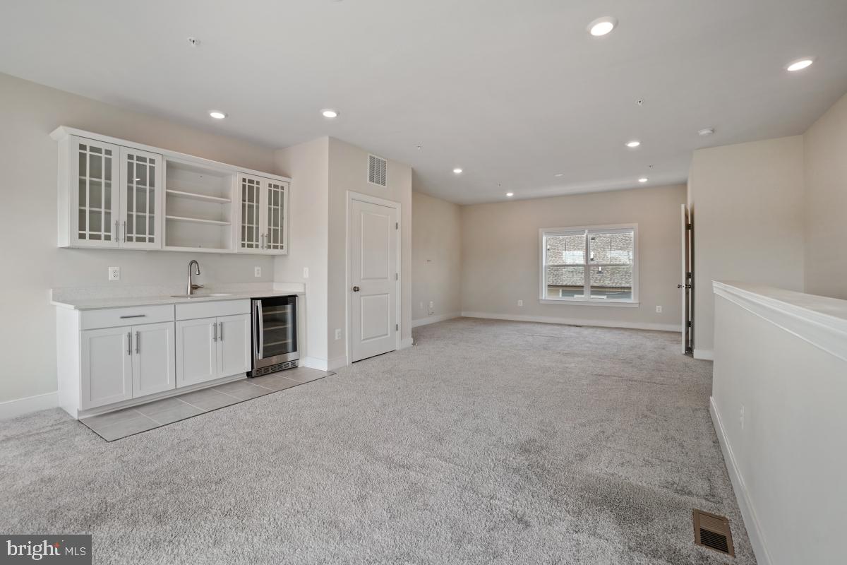 207 Armstrong Place Gaithersburg, MD 20878 - Photo 44 of 54 Rec Room