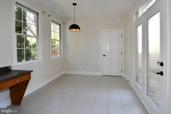 $6,000 | 301 Hillwood Avenue, Falls Church, VA 22046