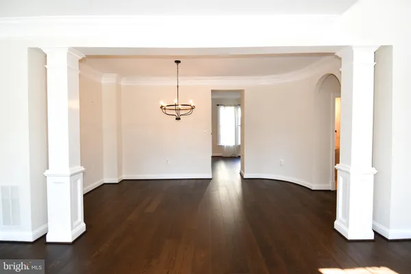 $6,000 | 301 Hillwood Avenue, Falls Church, VA 22046