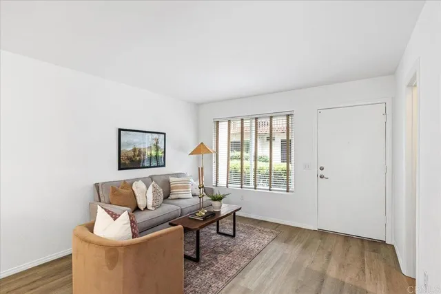 $410,000 | 888 Cherrywood Way, Unit 20, El Cajon, CA 92021