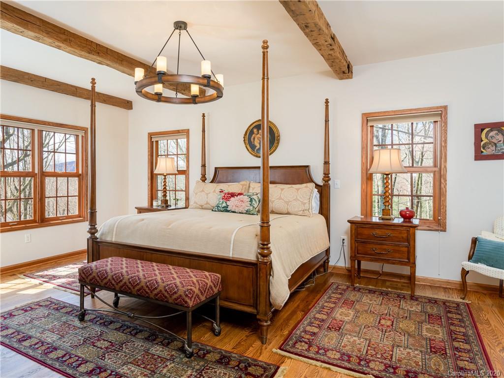 115 Little Cherokee Ridge Hendersonville, NC 28739 - Photo 16 of 48 Gallery Image 16