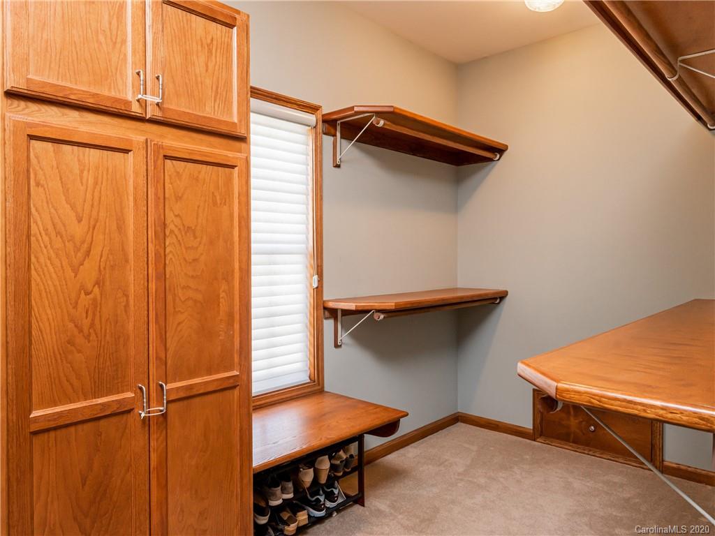 115 Little Cherokee Ridge Hendersonville, NC 28739 - Photo 20 of 48 Gallery Image 20