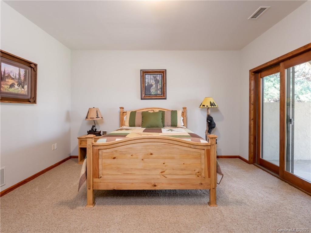 115 Little Cherokee Ridge Hendersonville, NC 28739 - Photo 27 of 48 Gallery Image 27