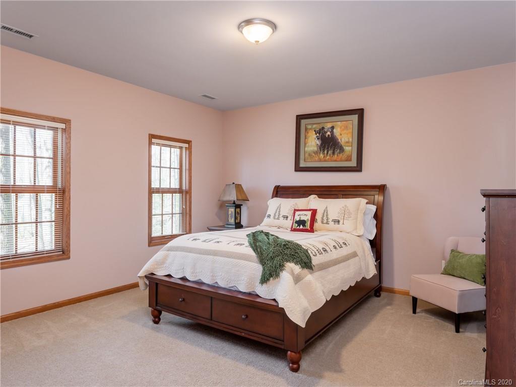 115 Little Cherokee Ridge Hendersonville, NC 28739 - Photo 31 of 48 Gallery Image 31