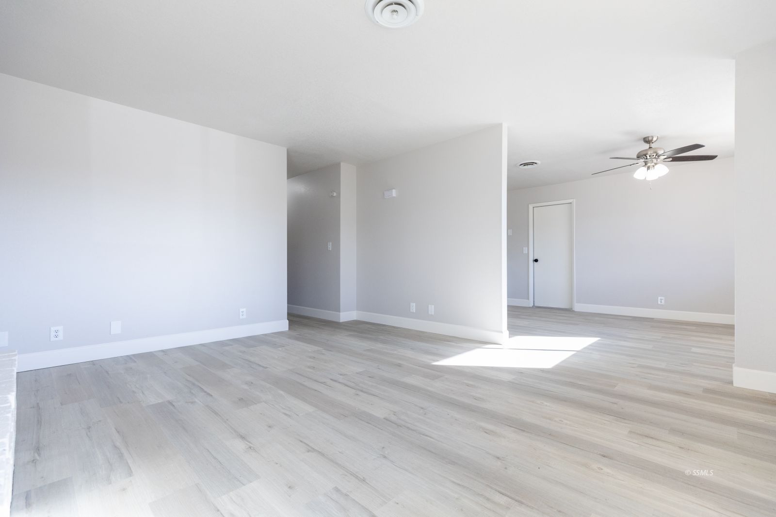 608 East California Avenue Ridgecrest, CA 93555 - Photo 5 of 30 Gallery Image 5