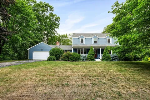 $3,850 | 36 Daniel Drive, North Kingstown, RI 02852