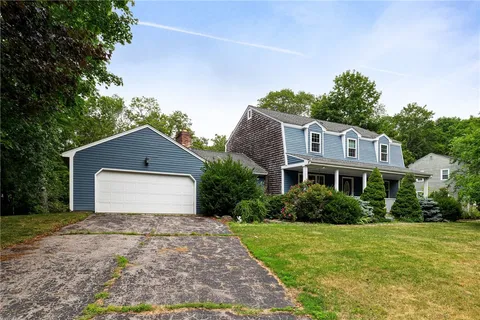 $3,850 | 36 Daniel Drive, North Kingstown, RI 02852
